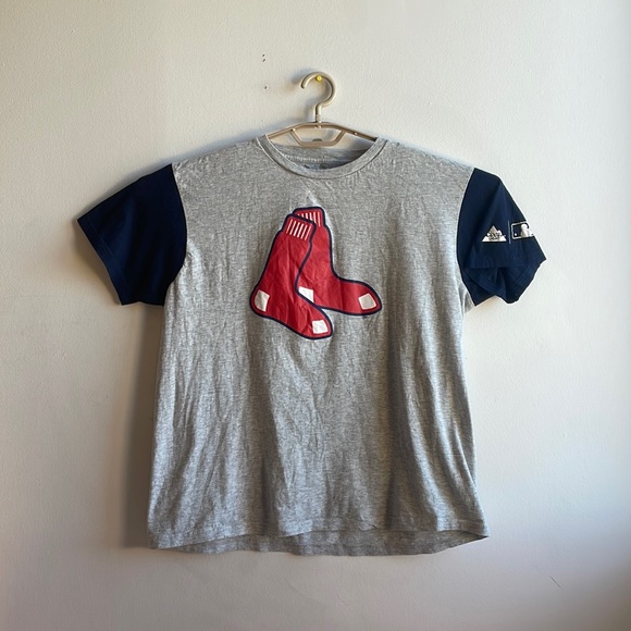 Boston Red Socks T Shirt Size Large - Picture 2 of 6